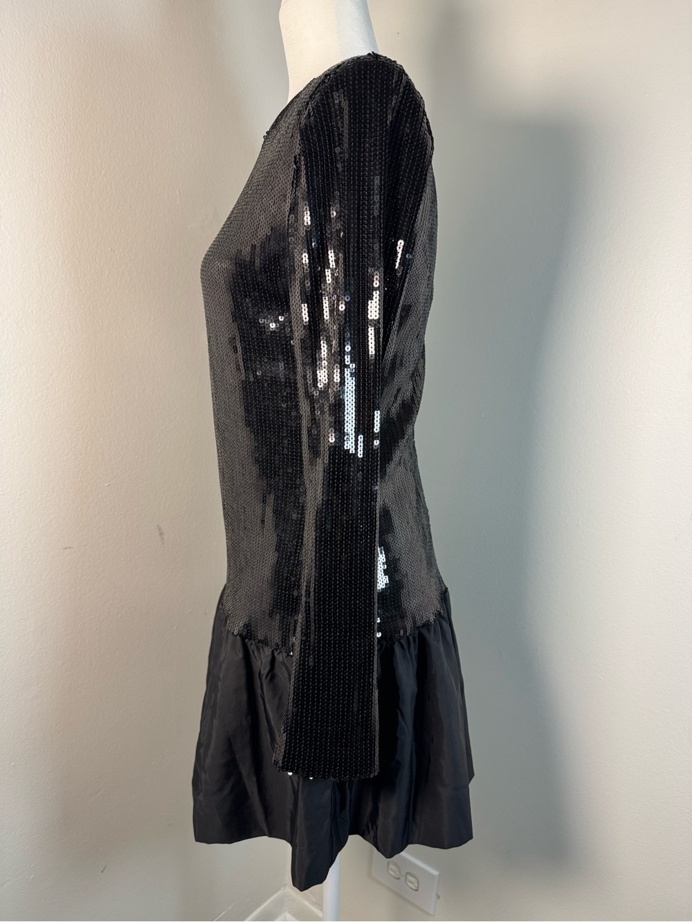 NEW Wayf Black Maddie Long Sleeve Sequin Minidress S - Picture 8 of 13